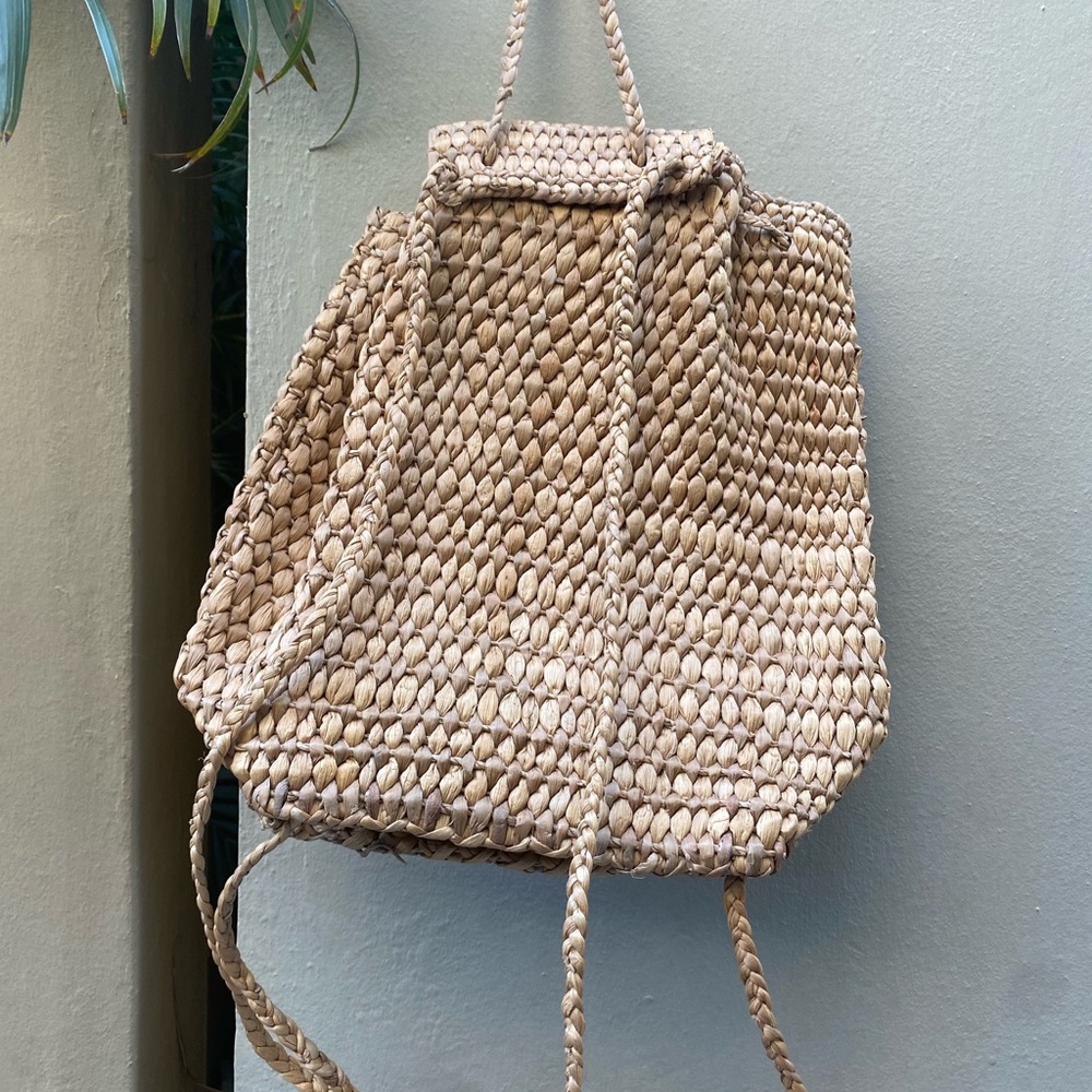 Handmade Woven backpack - Picture 2 of 5